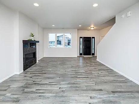 2nd image of 1036 50th Ave W