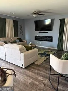 4 bed, 2.5 bath, 2152 sqft, $2,425 — Photo 2