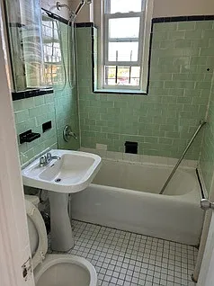 151-19 34th Ave