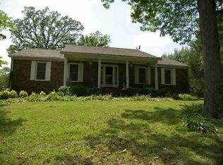 2850 Main St, Benton, KY 42025