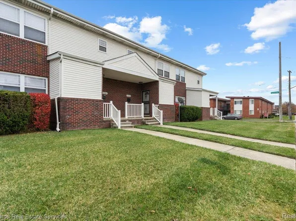 3387 Ewald Cir, Detroit, MI 48238
