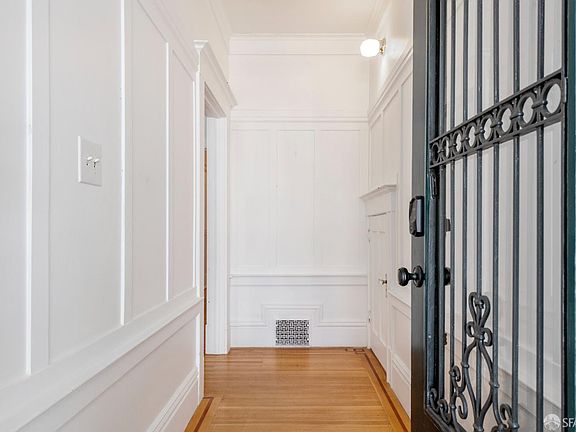 3rd image of 3877 Jackson St