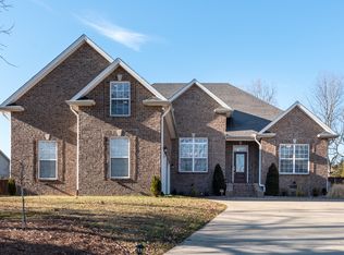 425 Artesa Dr, White House, TN 37188