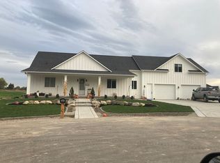 14755 Hillside Dr, Caldwell, ID 83607