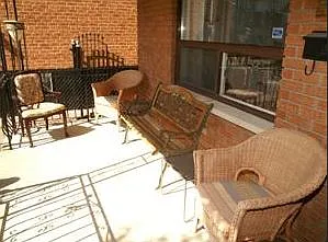 379 Delaware Ave #UPPER — Photo 6