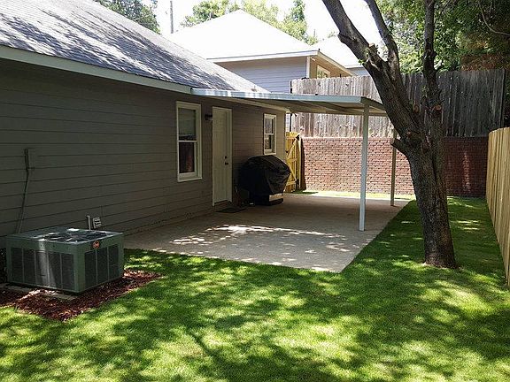 2nd image of 2804 21st Ave