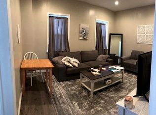 925 S 9th St FLOOR 3, Philadelphia, PA 19147