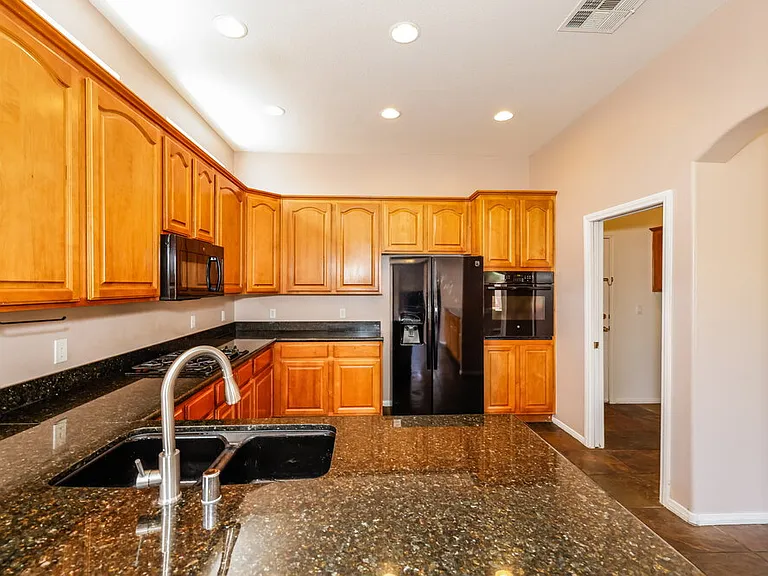 10602 Bonchester Hill St — Photo 7
