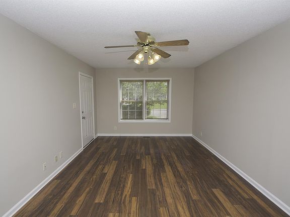 2nd image of 1252 Weeping Willow Dr