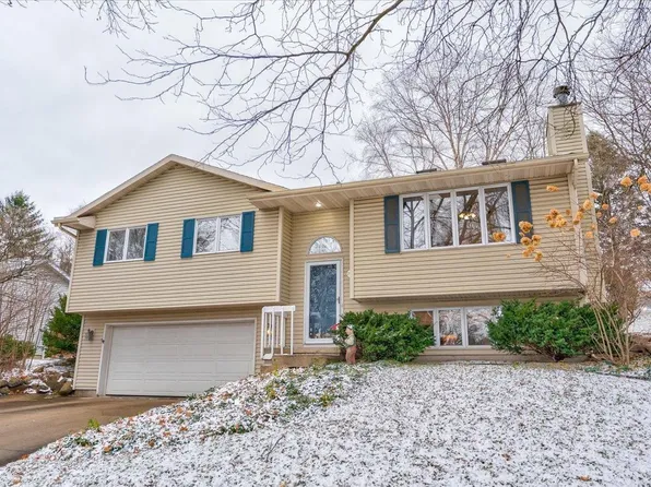 2901 Maple Grove Drive, Madison, WI 53719