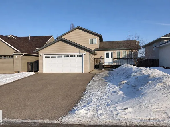 705 21st St, Cold Lake, AB T9M 1M8