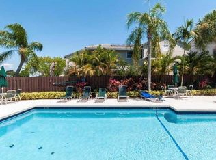 4810 Grapevine Way, Fort Lauderdale, FL 33331