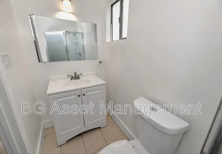 212 Westwood St — Photo 20