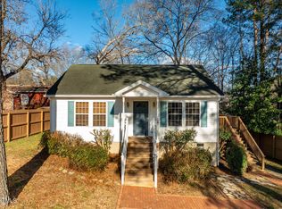 216 Pleasant Dr, Carrboro, NC 27510