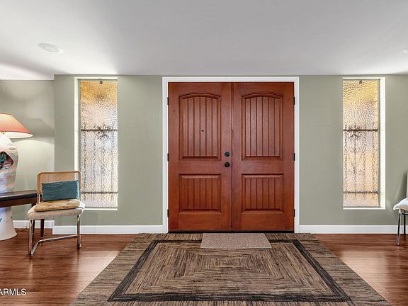 3rd image of 709 E ROYAL PALM Road E