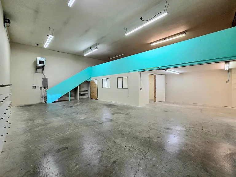 219-259 Independence Way — Photo 30