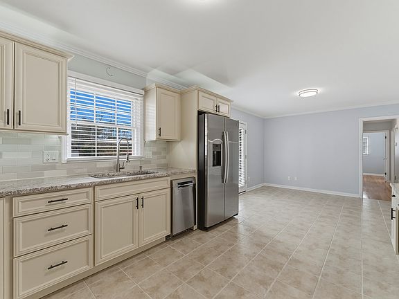 Large Kitchen with Granite Countertops