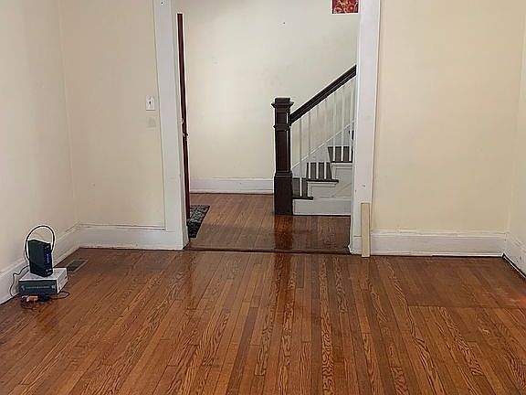 3rd image of 1911 5th Ave