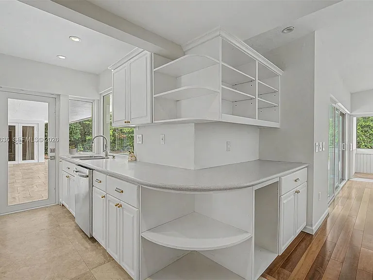 15540 SW 82nd Ct — Photo 10