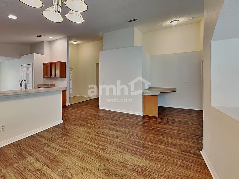 1145 Bluegrass Dr — Photo 7