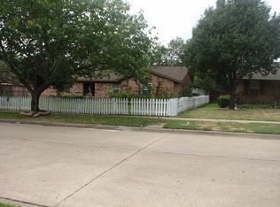 564 Surf St, Lewisville, TX 75067