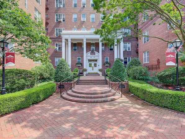 112-50 78th Ave #1N, Forest Hills, NY 11375