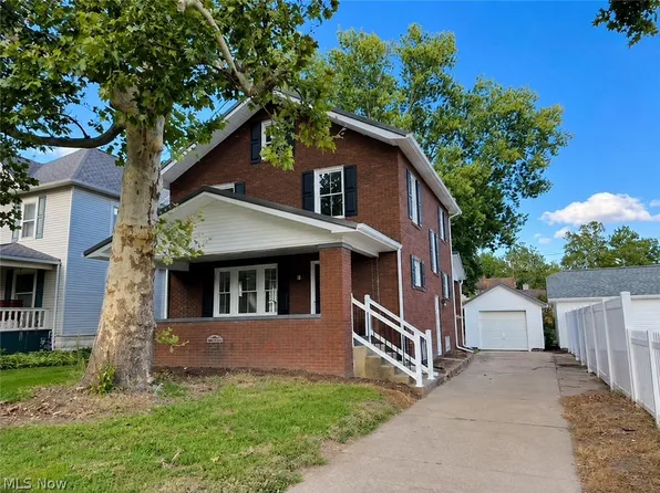 909 N Walnut St, Dover, OH 44622