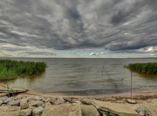 2239 Lakeside Pl, Green Bay, WI 54302