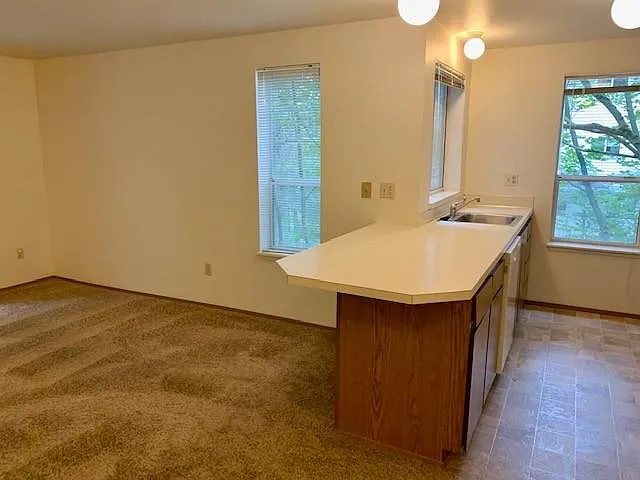 6010 Fauntleroy Way SW #102 — Photo 7
