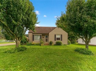 755 E 1st St, Minerva, OH 44657