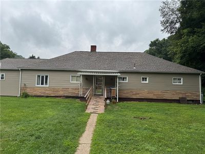 521 Pike Run Dr, Daisytown, PA, 15427