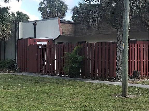 3rd image of 1165 Palm Ave APT 9B