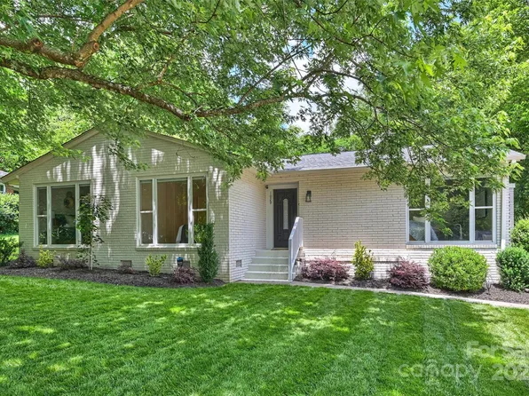 1029 Broadmoor Dr, Charlotte, NC 28209