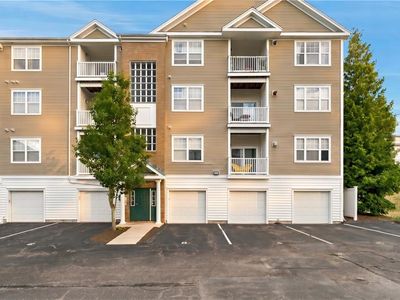 84 Mill St APT 202, Woonsocket, RI, 02895