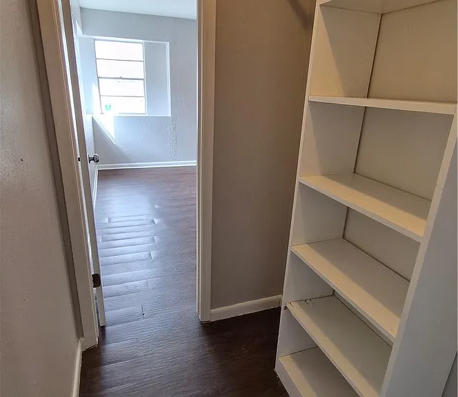 6013 Parkview Dr — Photo 12