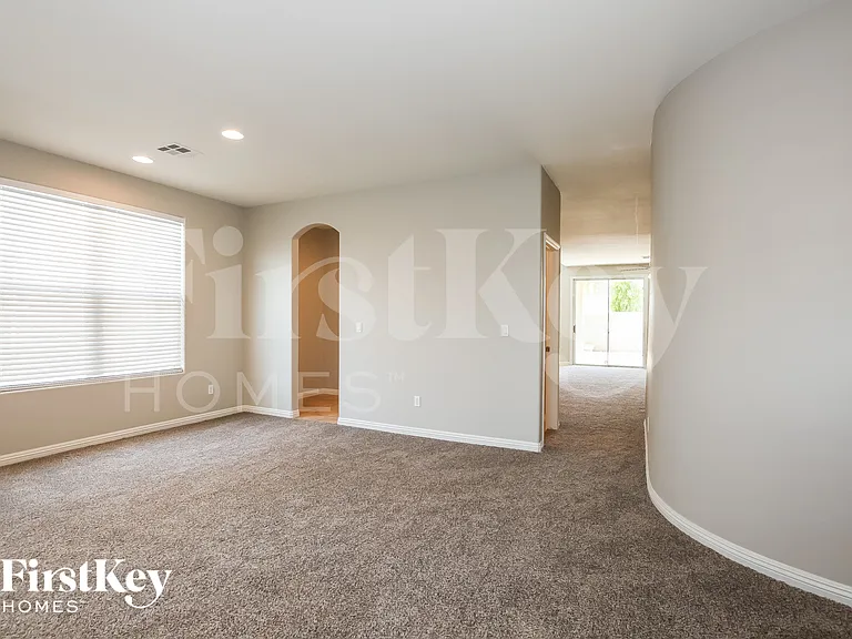 4184 Octans St — Photo 6