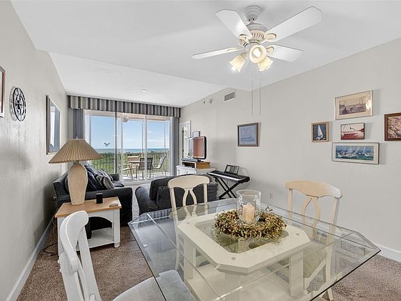 3rd image of 3191 Matecumbe Key Rd Unit 304