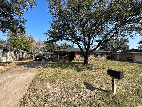 2nd image of 3505 Tanglewood Dr