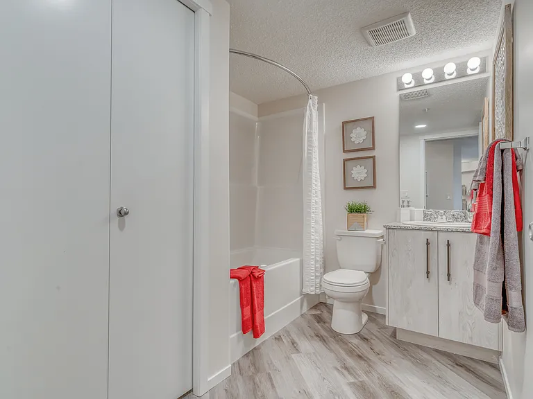 120 Yorkville Park SW #1114 — Photo 16