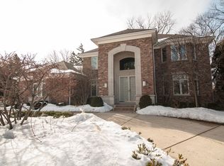 808 Spruce St, Deerfield, IL 60015