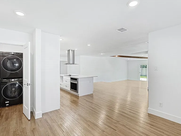 6912 Clemson Dr — Photo 15