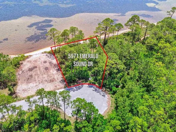 5971 Emerald Sound Dr, Gulf Breeze, FL 32563