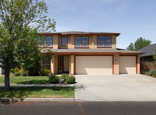 2934 NE Dogwood Dr, Bend, OR 97701