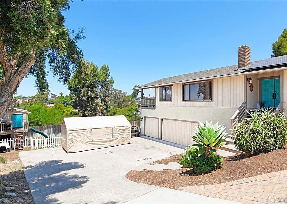 1st image of 241 Croydon Ln