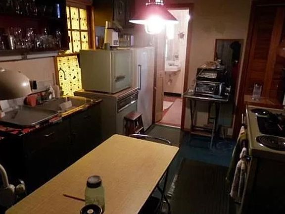 5th image of 1323 Longfellow Ave