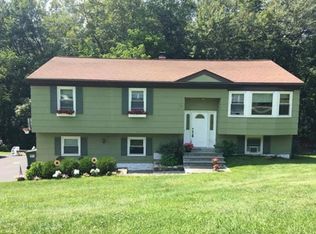 142 Carey St, Mahopac, NY 10541