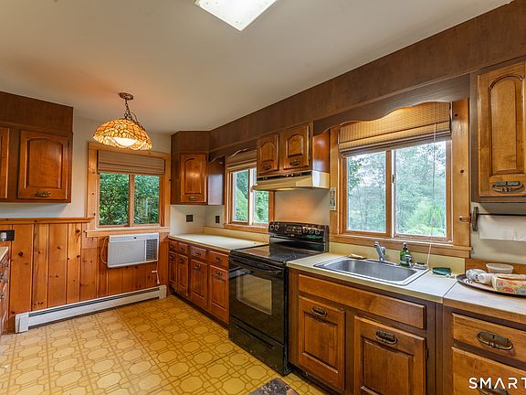 5th image of 114 Ball Pond Road