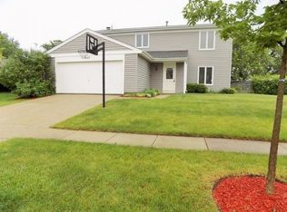 337 Albert Dr, Vernon Hills, IL