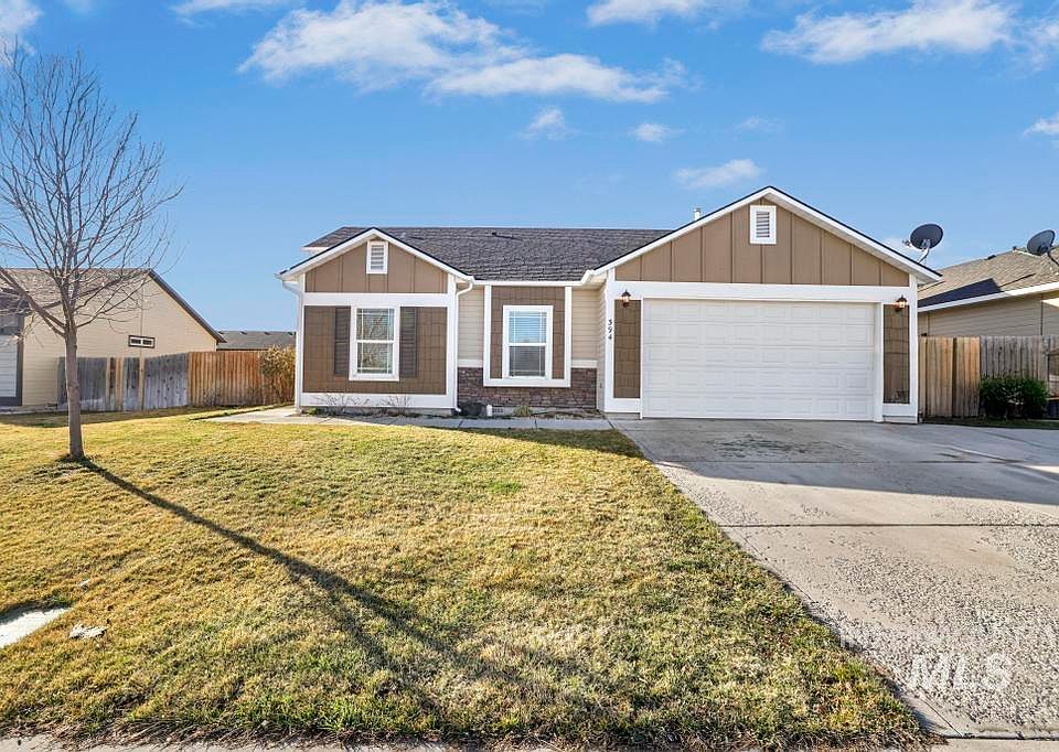 1st image of 394 Pheasant Rd