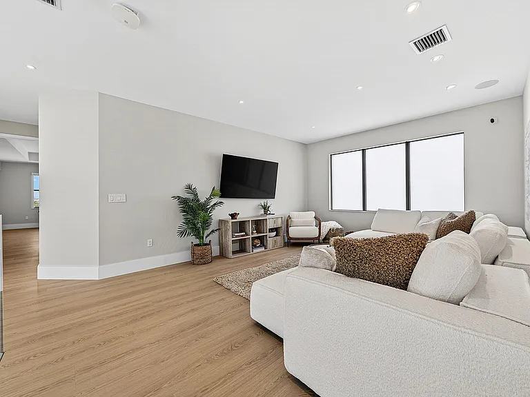 9370 Sunflower Meadow Rd — Photo 35